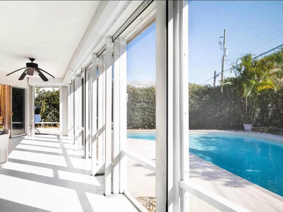Lovely 3-Bd, Walk To Bars, 9 Min Drive From Beach! Heated Pool. Fort Lauderdale Luaran gambar